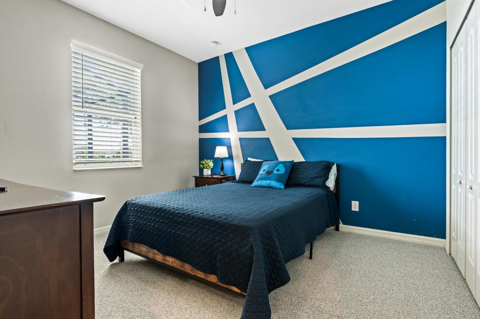 Beautiful Oasis! King Bed, Bbq, Heated Pool, Pvt Yard & Much More! Villa